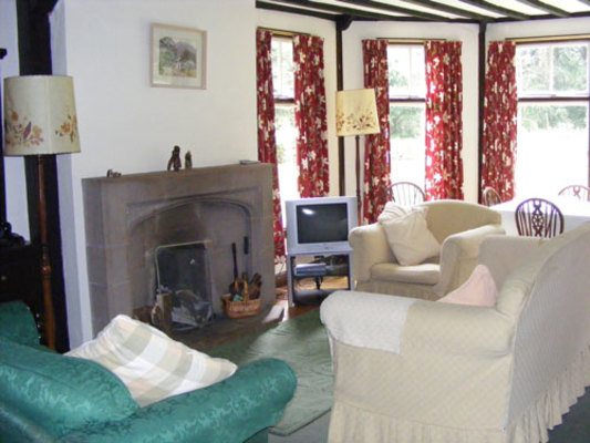 Dog Friendly Cottages in Merseyside