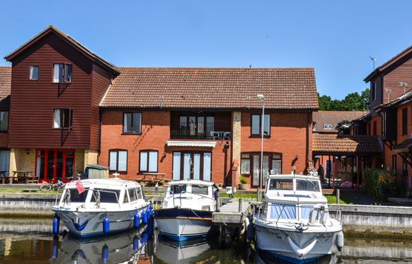 Dog Friendly Accommodation in Horning