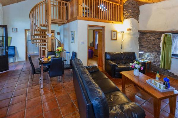 Woodland Cottages