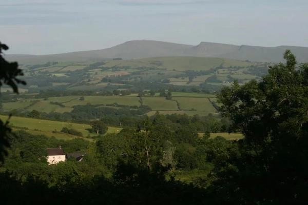 Esgair Barn