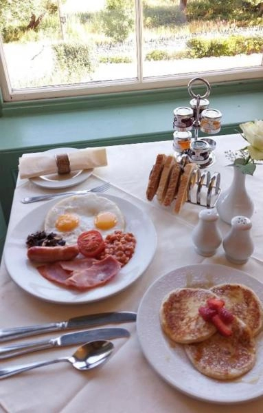Bron Y Graig Guest House