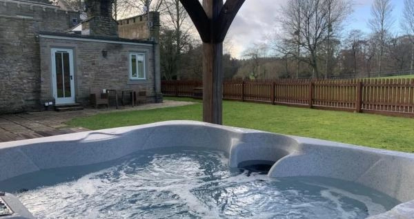 Lakes Edge Limited