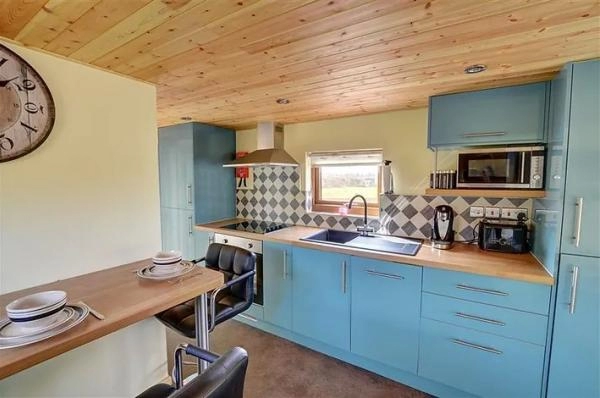 Spring Rock Leisure - Lovers Lodge