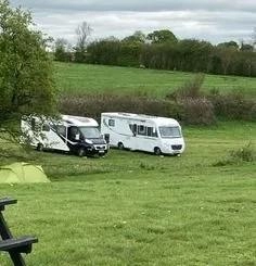 Tucker’s Grave Inn & Campsite