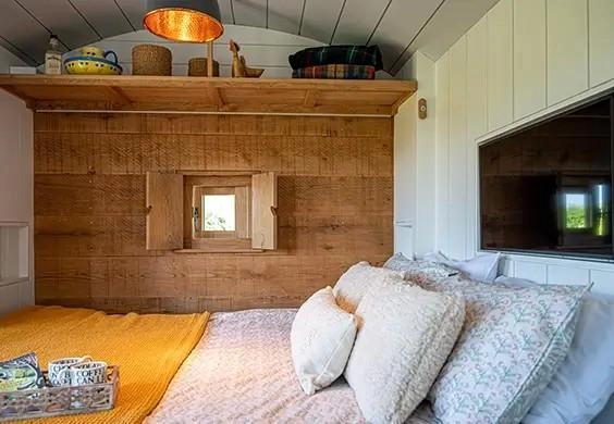 Collie Shepherd Huts