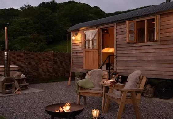 Collie Shepherd Huts