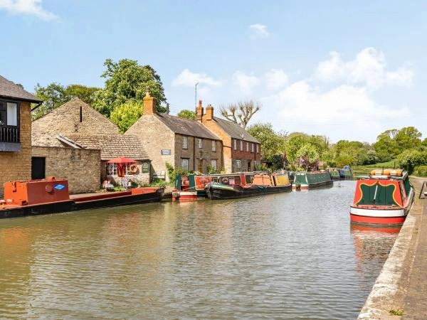 Stoke Bruerne Cottages