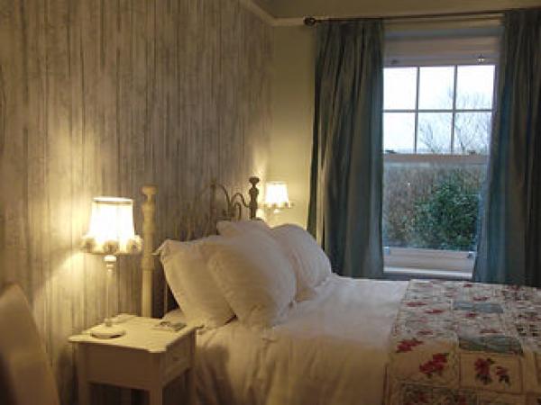 Llanwrtyd Hall B&B and Angelis Holistic Retreat