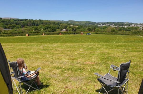 Menagwins Farm, Pop Up & Pitch