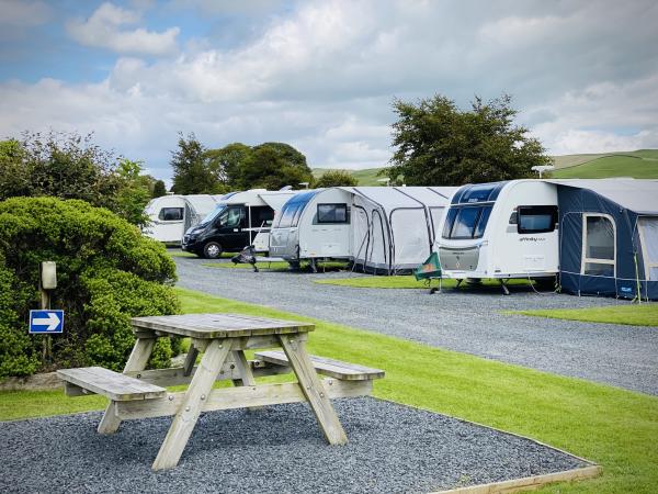 The Ashes Caravan Park (Adults only)