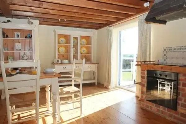 Country Cottages Online