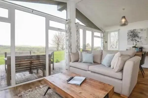 Country Cottages Online
