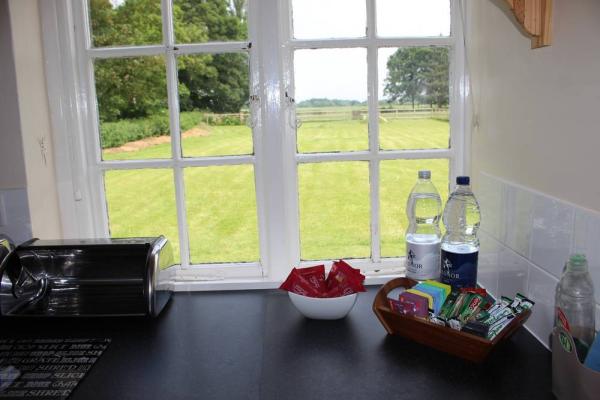 The Gillett's Cottage - Charney Manor