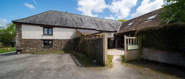 Weirmarsh Big Barn